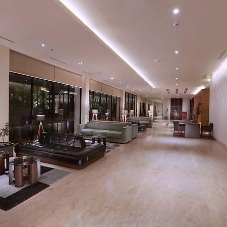 Aston Bojonegoro City Hotel Kültér fotó